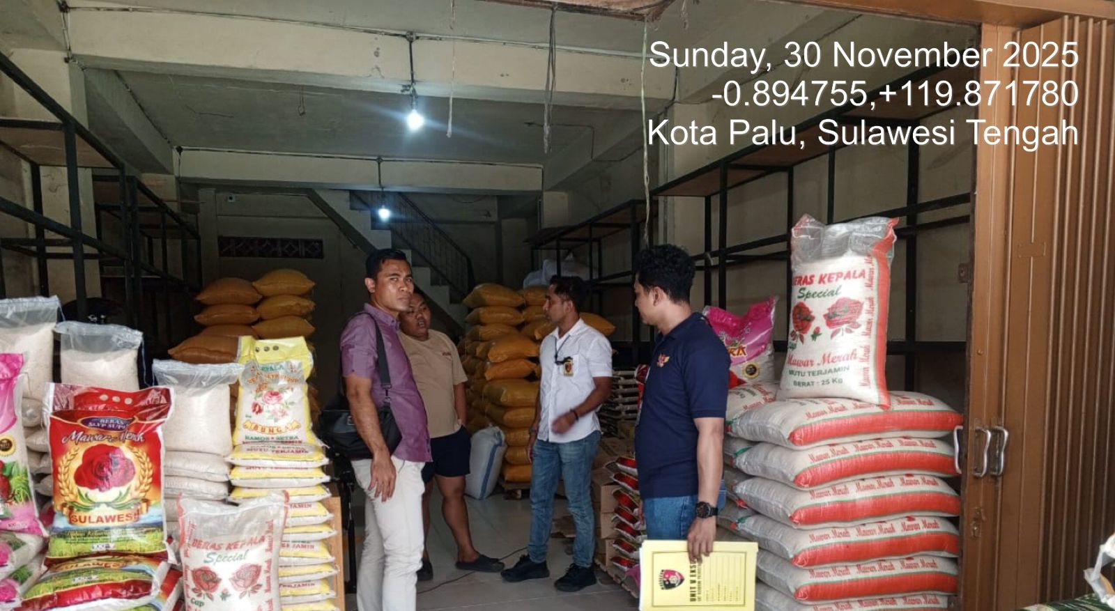 Lakukan Pengecekan Harga Jual Beras, Polresta Palu Pastikan Harga Beras Stabil & Stok Beras Masih Banyak
