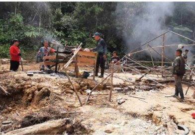 PETI Sungai Tabong Memanas! 12 Alat Berat Masuk, Polres Buol Diduga “Main Mata” dengan Cukong?